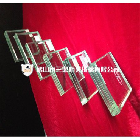 Fire-resistant glass 14